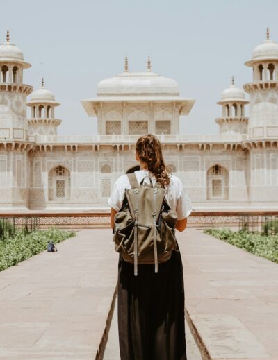 solo female traveler